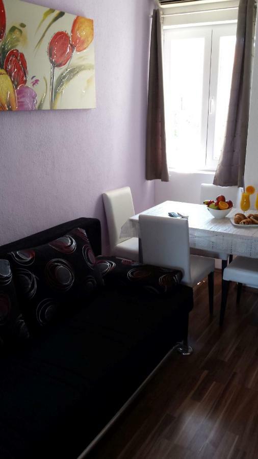 Apartments Lavanda Biograd na Moru Kültér fotó