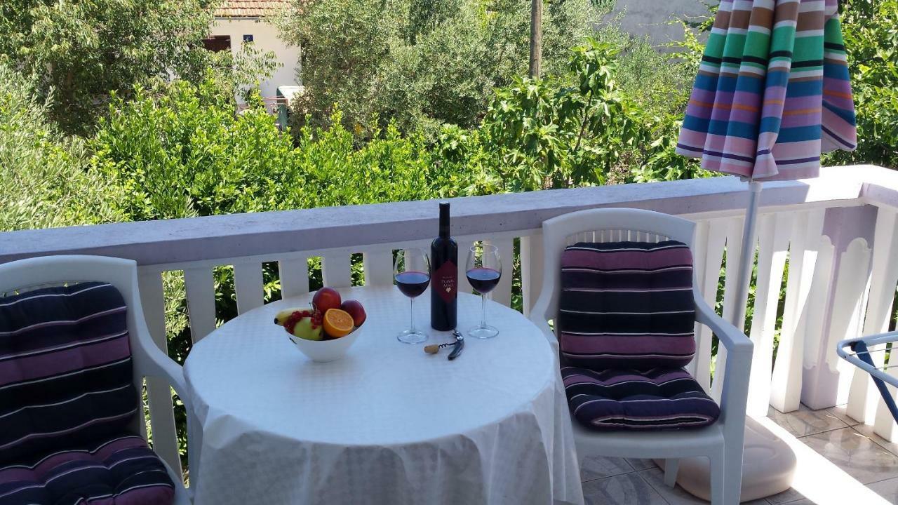 Apartments Lavanda Biograd na Moru Kültér fotó